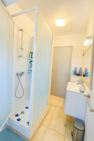 Vente                                                      Maison
                        
                     10 pièces                      157 m2                     à Sainte-Livrade-sur-Lot