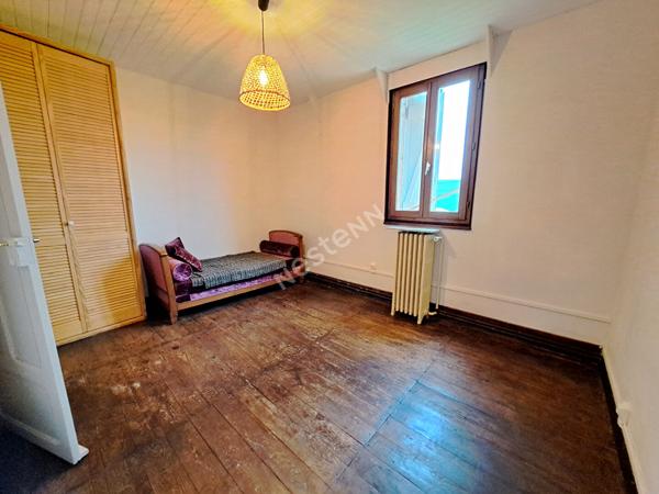 A VENDRE MAISON PLAIN PIED AVEC JARDIN ET GARAGE