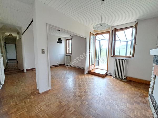 A VENDRE MAISON PLAIN PIED AVEC JARDIN ET GARAGE