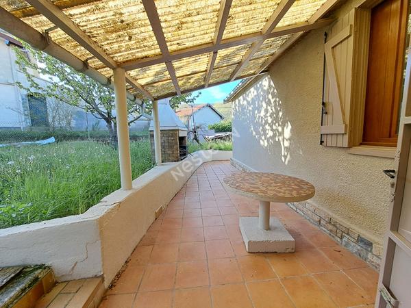 A VENDRE MAISON PLAIN PIED AVEC JARDIN ET GARAGE