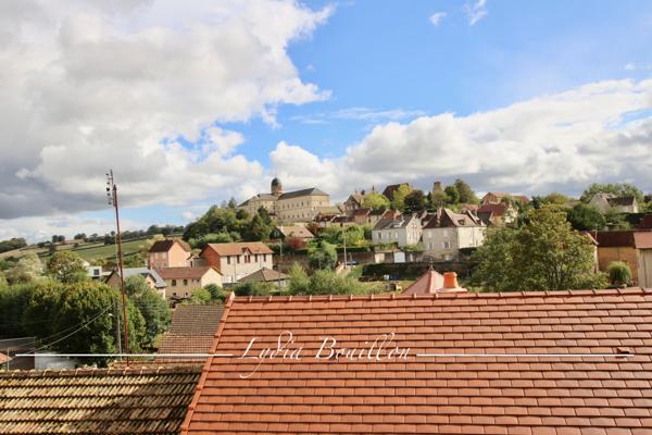 Charolles (71120) Immeuble idéal location saisonnière