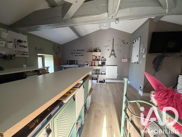 Maison à vendre 7 pièces 200 m² Plaine-et-Vallées