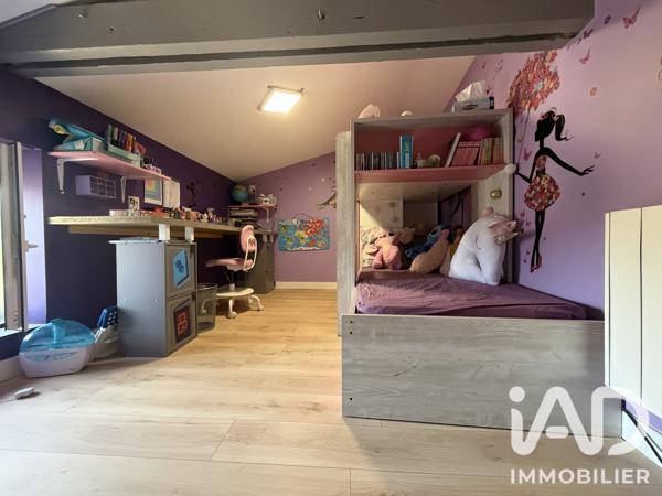 Maison à vendre 7 pièces 200 m² Plaine-et-Vallées