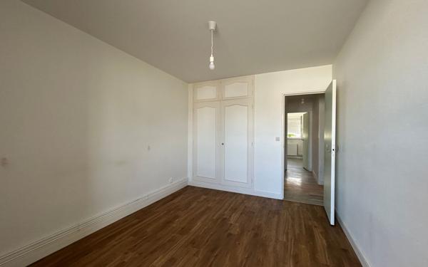 Appartement à vendre    3 pièces •  Mer