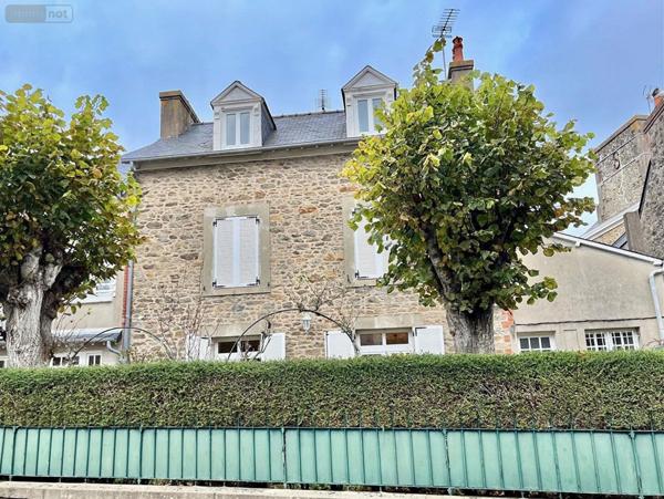 Maison à vendre à Dinard en Ille-et-Vilaine (35800), ref : 048-V1274M CENTRE VILLE