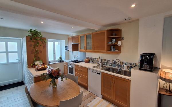 Appartement à vendre    3 pièces •  Ternay