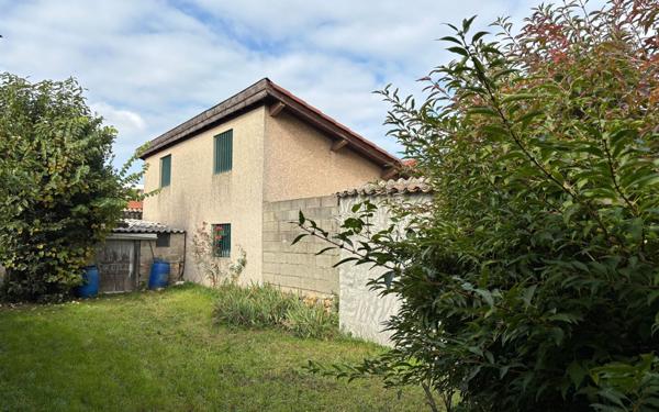 Appartement à vendre    3 pièces •  Ternay