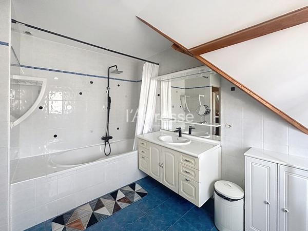 Sublime maison familiale - secteur Abbesses Chelles