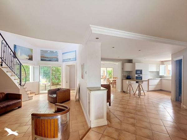 Maison 483 000 € Lespinasse 5 p 175 m² DPE C