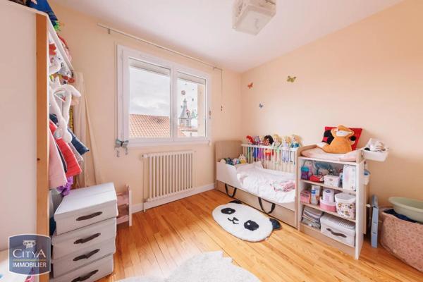 Maison à louer 4 pièces 103m² Ennezat (63720)