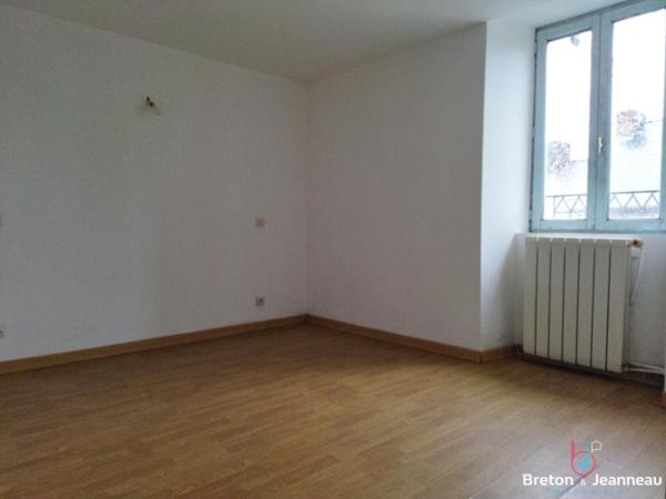 Maison entre Mayenne et Lassay les Châteaux