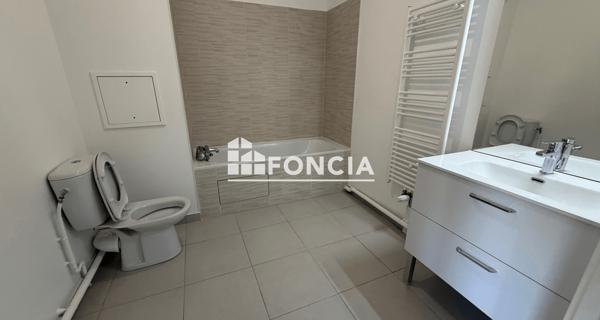 Location Studio 29.23 m² - Noisy-le-grand 93160