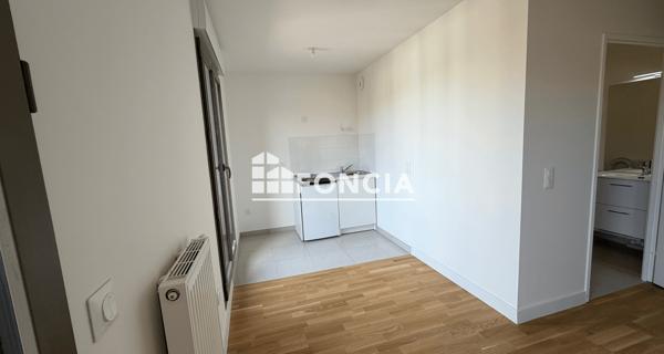 Location Studio 29.23 m² - Noisy-le-grand 93160