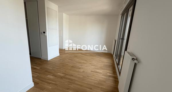 Location Studio 29.23 m² - Noisy-le-grand 93160