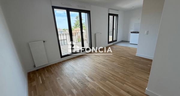 Location Studio 29.23 m² - Noisy-le-grand 93160
