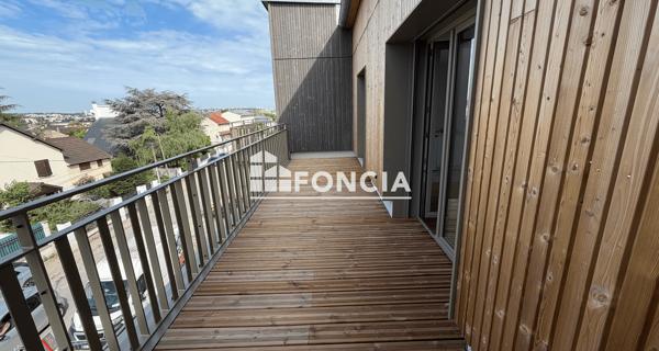 Location Studio 29.23 m² - Noisy-le-grand 93160