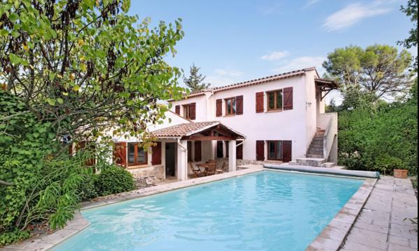 A vendre en exclusivité ! Maison Lorgues 5 pièces 125 m2 + Garage + Piscine