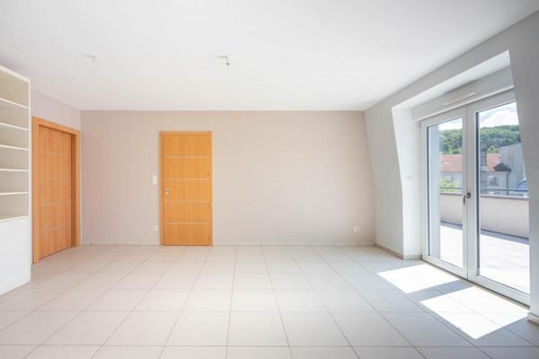 Location Appartement 7 pièces 184 m² - ÉPinal 88000