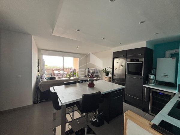 Superbe T3 dernier étage vue Mer 