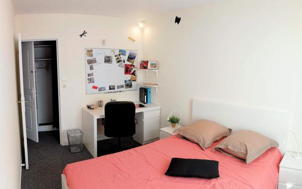 Appartement à louer    1 pièce •  Talence