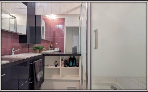 Appartement à louer    1 pièce •  Talence