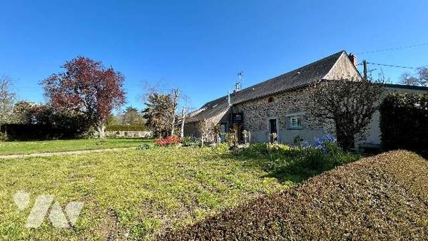 Maison de campagne sur 1ha de terrain