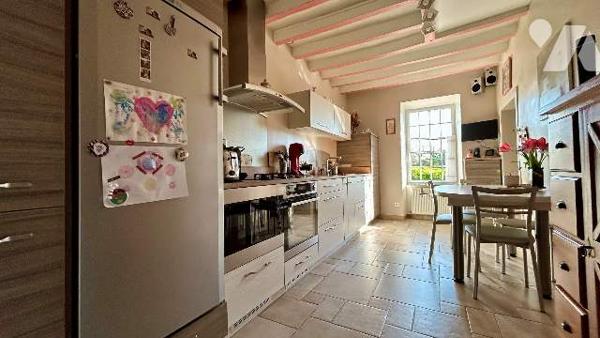 Maison de campagne sur 1ha de terrain