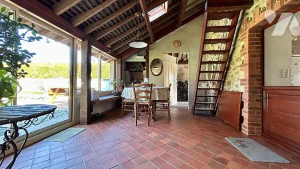 Maison de campagne sur 1ha de terrain