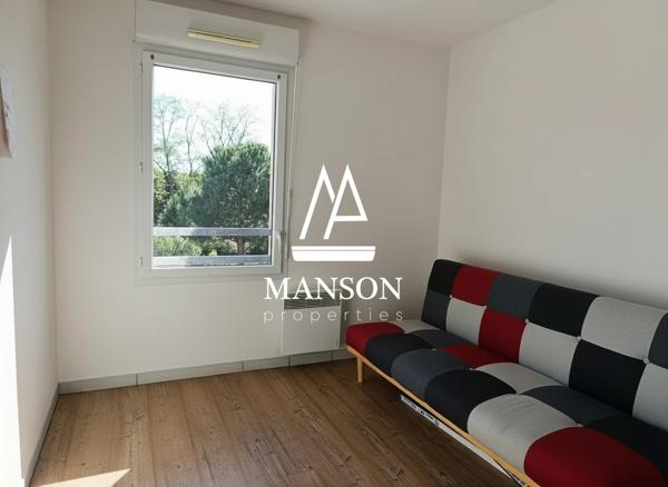 Appartement T3, balcon et parking au calme