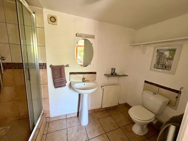 Prix exceptionel pour cette charmante maison entre Aulnay-de-Saintonge et Matha. Potentiel de faire une deuxième maison Fontaine chalendray