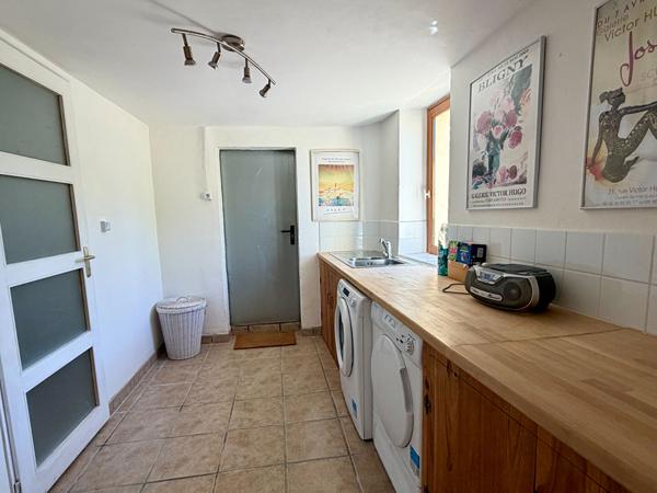 Prix exceptionel pour cette charmante maison entre Aulnay-de-Saintonge et Matha. Potentiel de faire une deuxième maison Fontaine chalendray