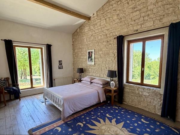 Prix exceptionel pour cette charmante maison entre Aulnay-de-Saintonge et Matha. Potentiel de faire une deuxième maison Fontaine chalendray