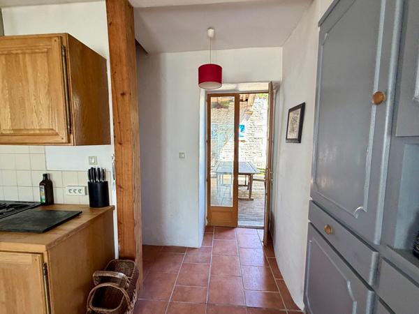 Prix exceptionel pour cette charmante maison entre Aulnay-de-Saintonge et Matha. Potentiel de faire une deuxième maison Fontaine chalendray