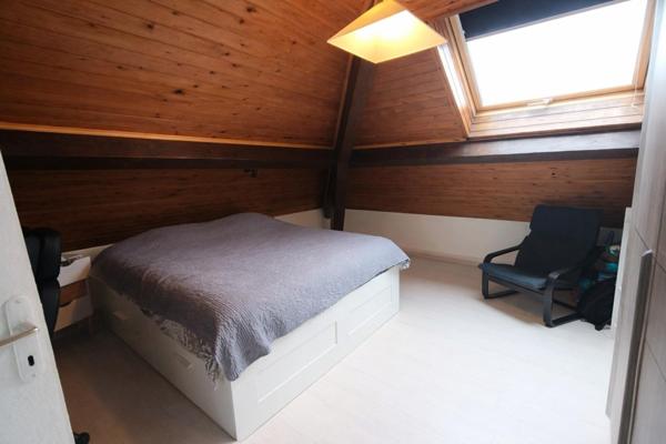 Appartement type t4 avec cave et places de parking