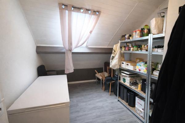 Appartement type t4 avec cave et places de parking
