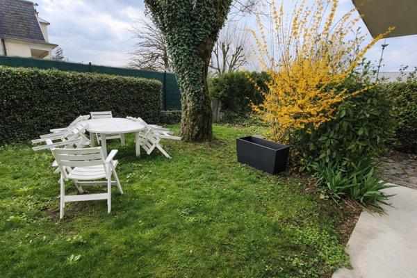 Appartement type t4 avec cave et places de parking