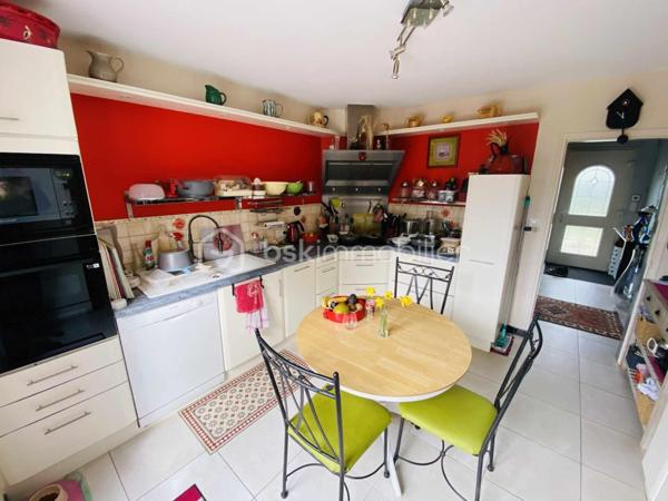 Maison contemporaine de 10 409 m²