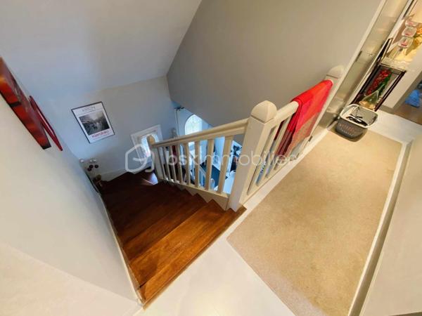 Maison contemporaine de 10 409 m²