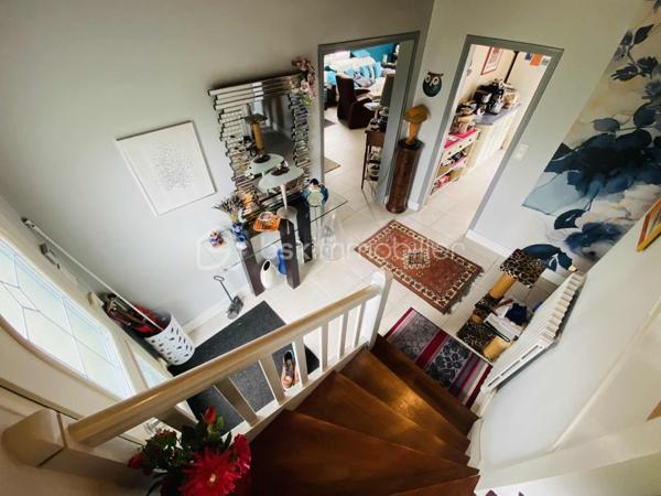 Maison contemporaine de 10 409 m²