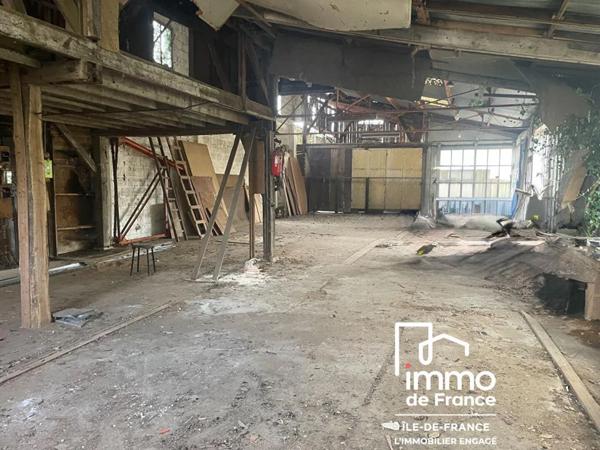 Immeuble à vendre à Avon (77210)