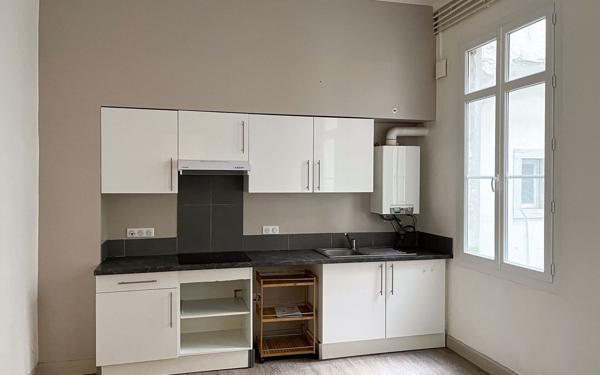 Appartement à vendre    3 pièces • 102,56 m2 Pau