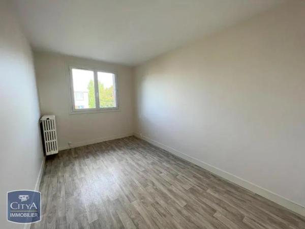 Appartement à louer 3 pièces 64.38m² Gagny (93220)