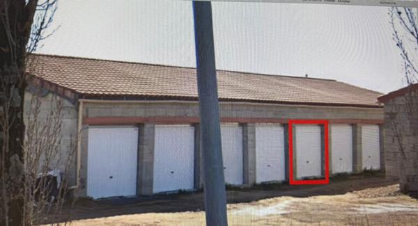 Parking / box Surgeres 15 m2
