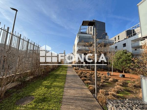 Location Appartement 2 pièces 45.19 m² - 74 RUE MARIUS BERLIET L Y O N 69008