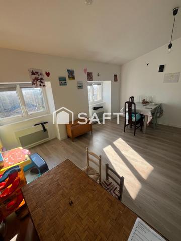 Charmant T3 à 2 pas des commerces et transports.