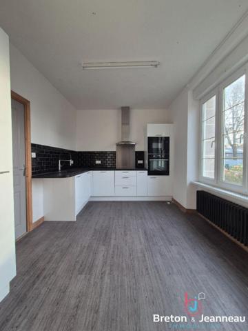 Jolie maison entre Ambrières-les-Vallées et Lassay-les-Châteaux