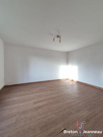 Jolie maison entre Ambrières-les-Vallées et Lassay-les-Châteaux