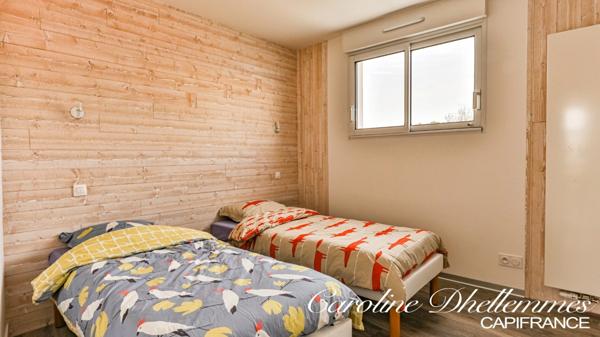 Maison contemporaine de 260M2 au DPE classé A, en plein quartier prisé de la Pironnière aux Sables d'Olonne !