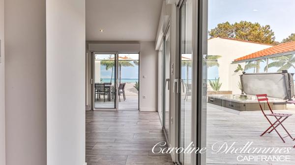 Maison contemporaine de 260M2 au DPE classé A, en plein quartier prisé de la Pironnière aux Sables d'Olonne !