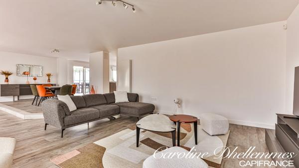 Maison contemporaine de 260M2 au DPE classé A, en plein quartier prisé de la Pironnière aux Sables d'Olonne !